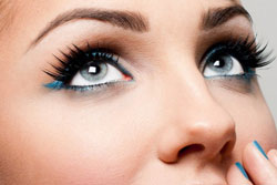 Инновационное окрашивание бровей хной Brow Henna